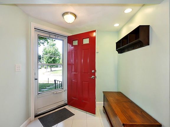 4th image of 23 Essex St