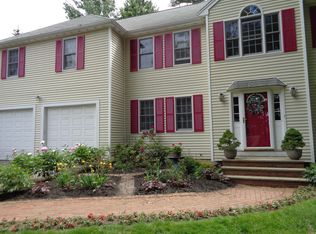 14 Macs Pl, Dedham, MA 02026