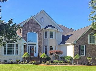 2425 W Clay Dr, Lebanon, TN 37087