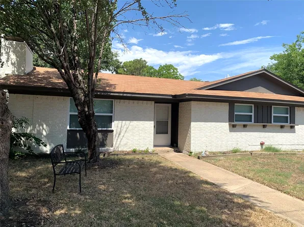 5515 Knights Ct, Lake Dallas, TX 75065