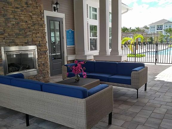 5th image of 8349 Bella Grove Cir