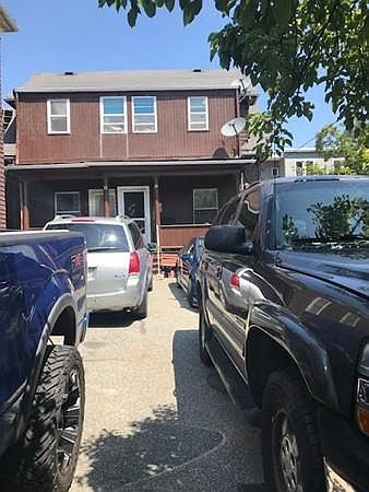 2nd image of 34 Fitzhenry Sq