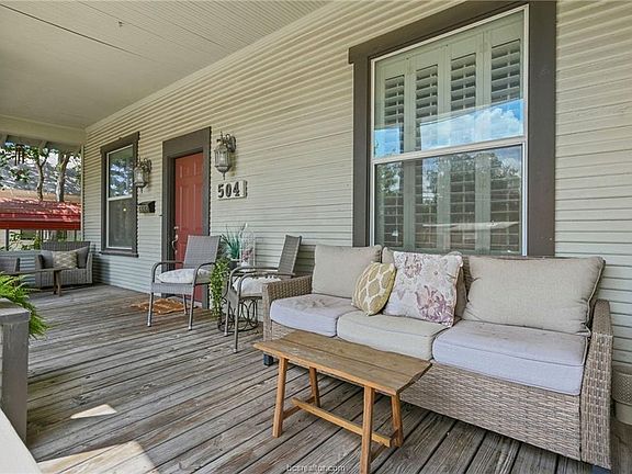 2nd image of 504 W 28th St