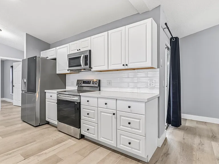 1717 SW Burlington St — Photo 9