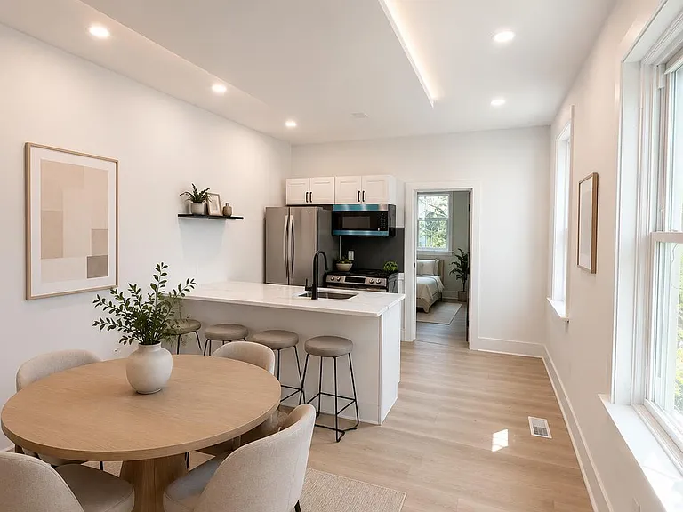 1410 S 52nd St #1 — Photo 1