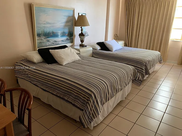 19201 Collins Ave #323 — Photo 9