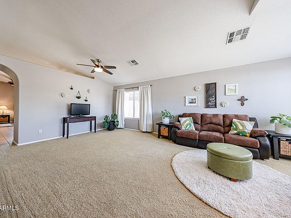 3rd image of 15537 W PORT ROYALE Lane