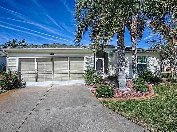 2nd image of 241 Grand Vista Trl