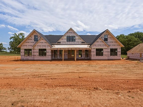 2nd image of 5 Martin Rd