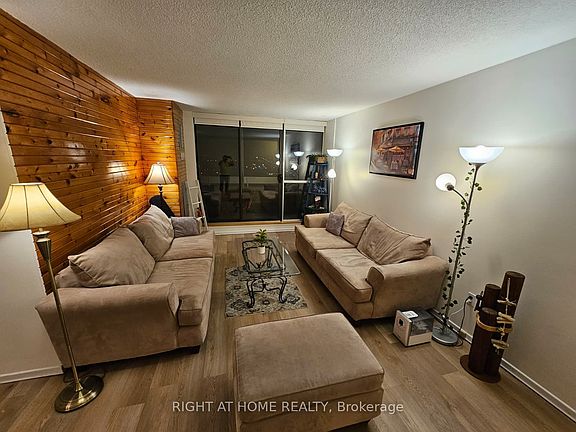 5th image of 25 Kensington Rd #1912