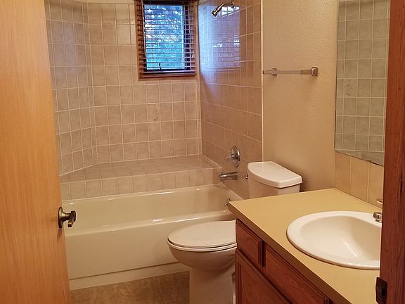 4th image of 7430 Arroyo Grande Ct