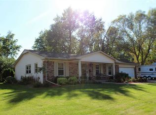 1045 8th Ave N, Clinton, IA 52732