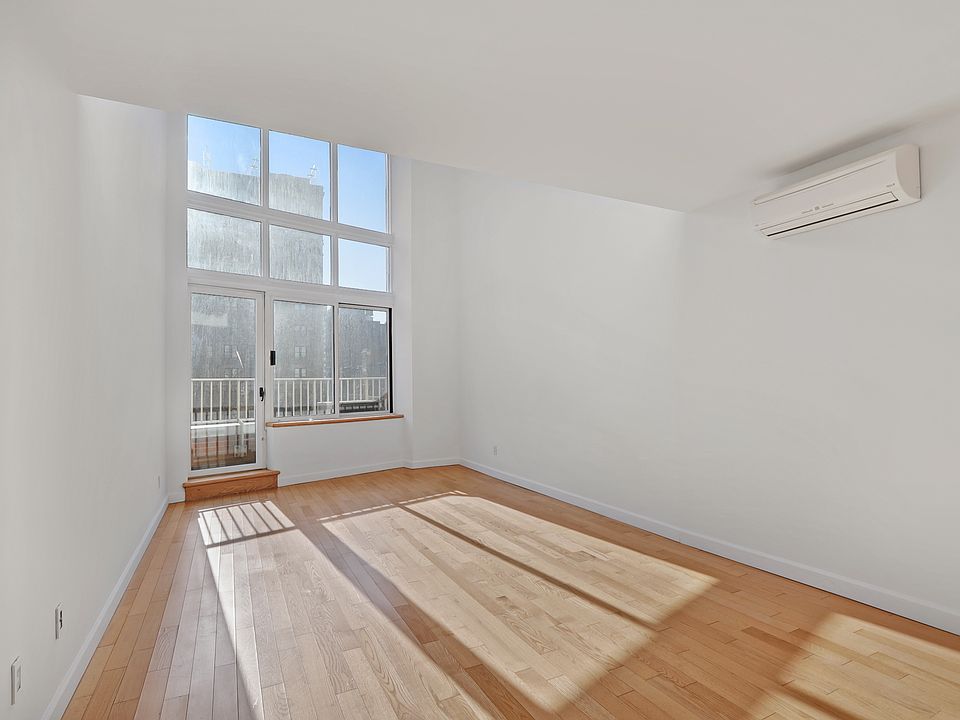 1st image of 201 W 72nd St APT 4O