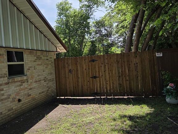 3rd image of 7408 Overhill Rd