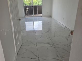 1551 W Okeechobee Rd #15-14, Hialeah, FL 33010
