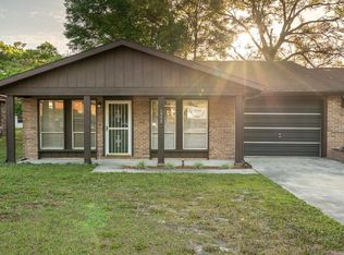 1552 S Montgomery St, Deland, FL 32720