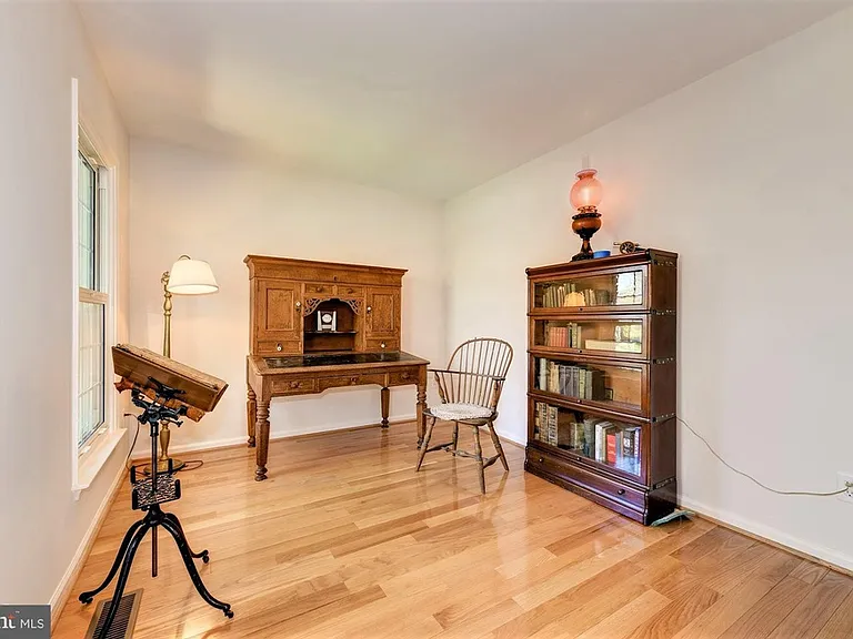 2618 Iron Forge Rd — Photo 3