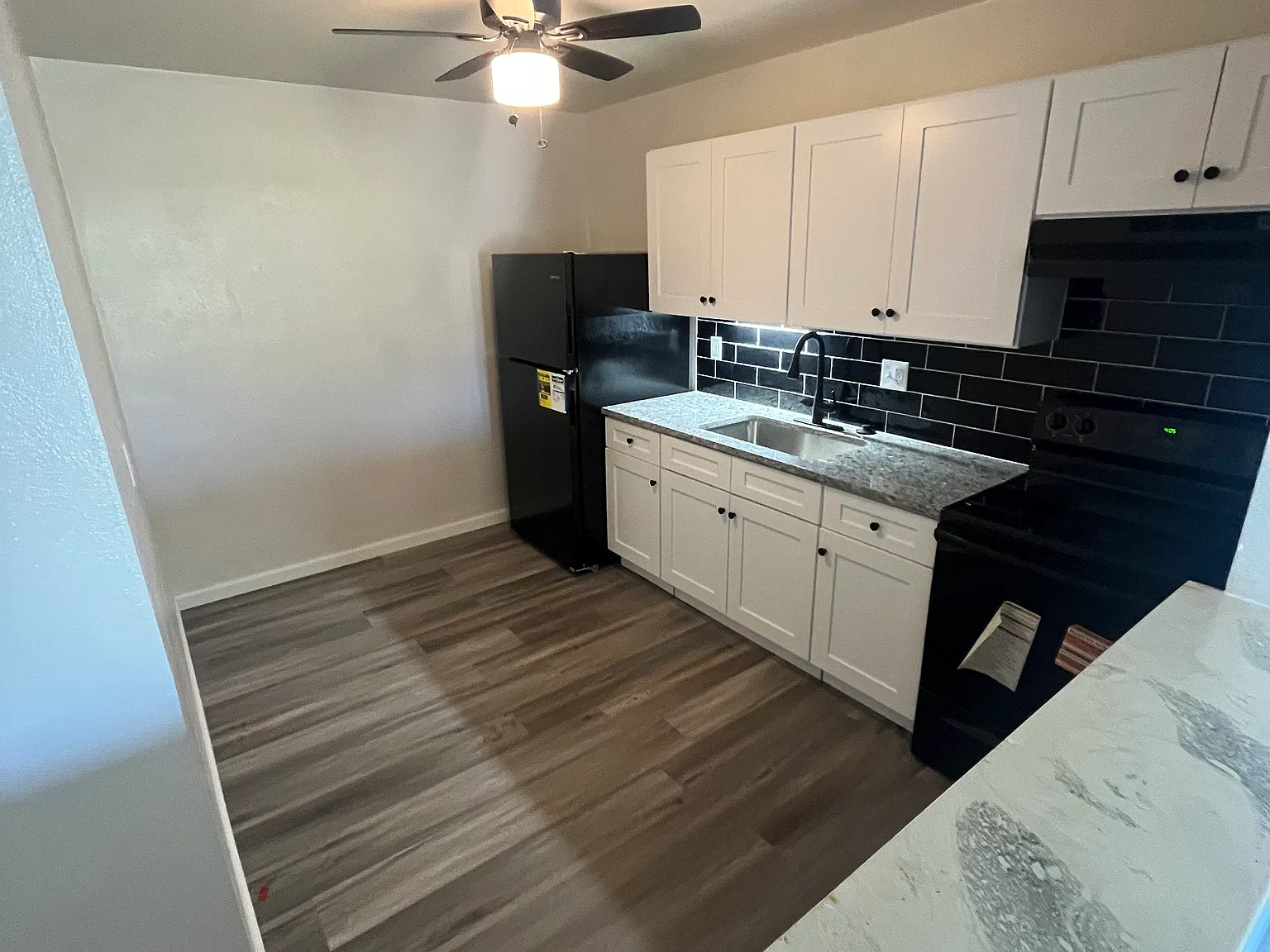 1 bed, 550 sqft, $900 — Photo 1