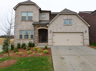 1028 Fenner Ln, Gallatin, TN 37066