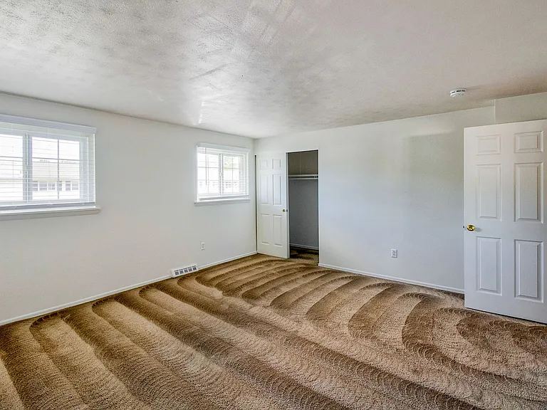 Westbrooke Commons Apartments and Townhomes — Photo 37