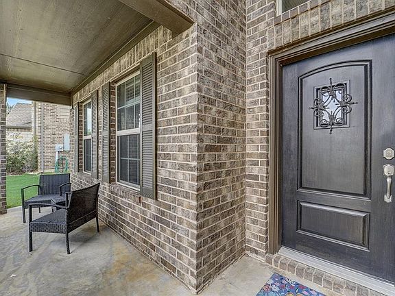 4th image of 3051 Camelia View Lane