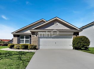 132 Spring Lakes Dr, Savannah, GA 31407