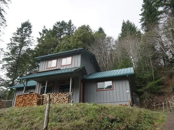 27651 Hunter Creek Rd, Gold Beach, OR 97444