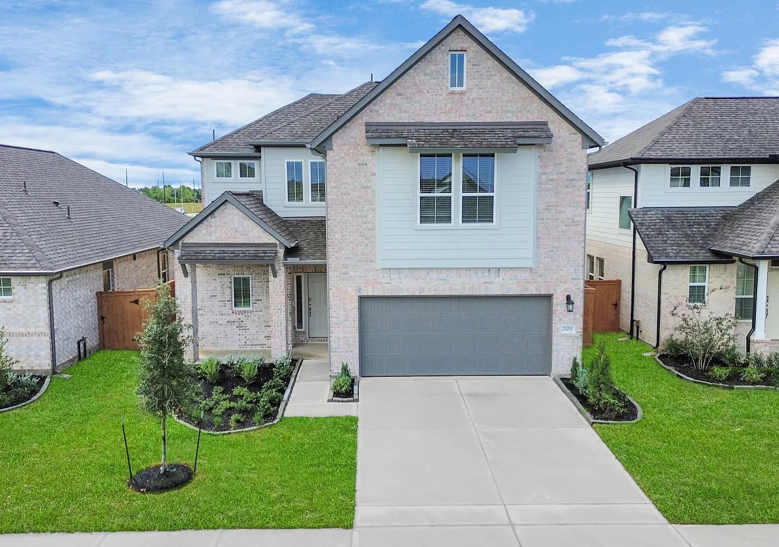 Welcome to the Adair Five-Bedroom Living, Contemporary Style. — Photo 2