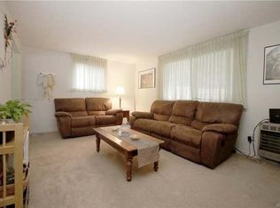 424 Springville Ave #2, Amherst, NY 14226