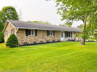 3267 Pine Bluff Ct, Columbiaville, MI 48421