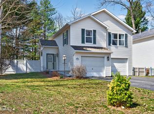 315 Meadowlark Dr, Ballston Spa, NY 12020