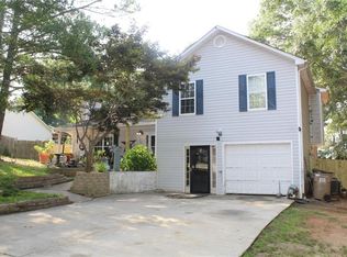 426 Foxdale Rd, Winder, GA 30680