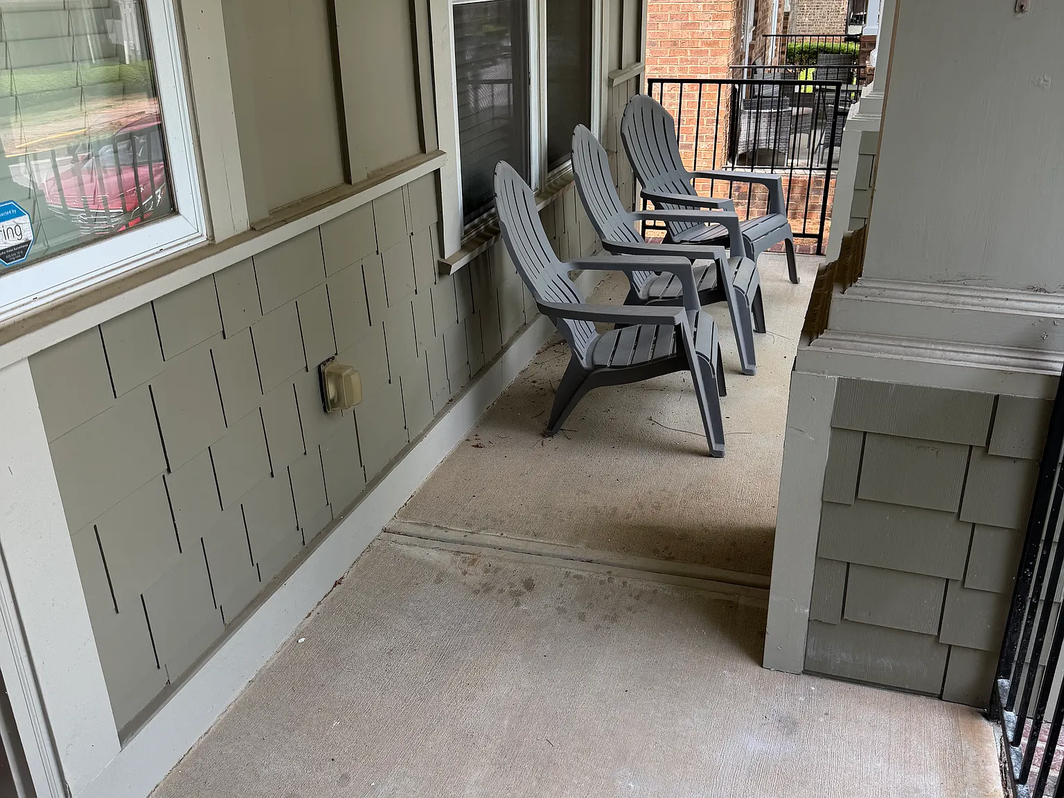 3 bed, 1444 sqft, $2,100 — Photo 2