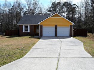 182 Oakbluff Dr, Raeford, NC 28376