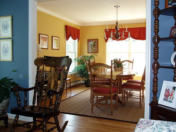 View Living to Dining Rm