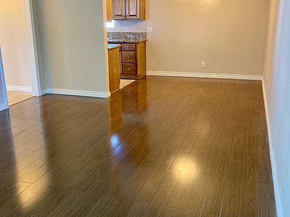 5th image of 1800 Camden Ave #301