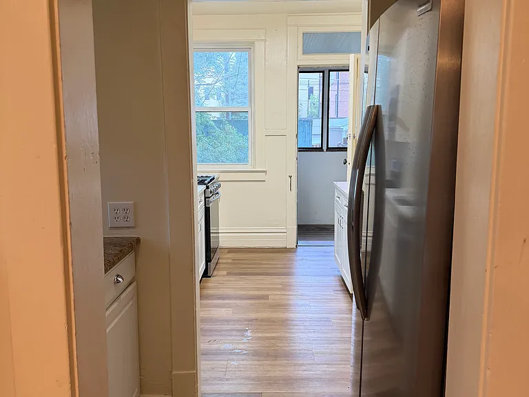 1823 N Clarkson St — Photo 6