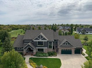 4402 Timberline Dr S, Fargo, ND 58104