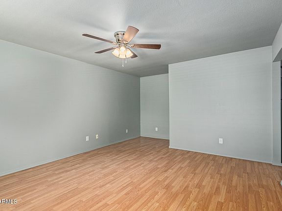5th image of 7126 N 19TH Avenue #163