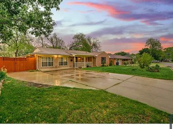 4216 Selkirk Dr W, Fort Worth, TX 76109