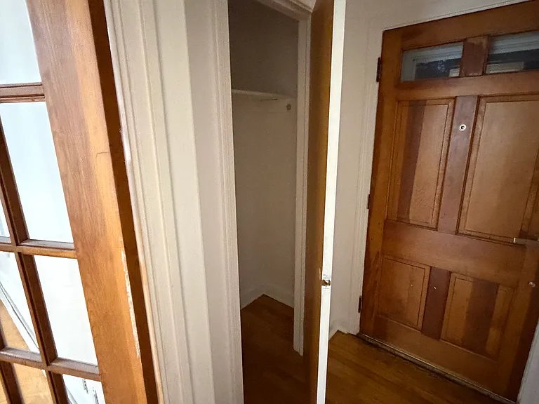 625 Clark St — Photo 20