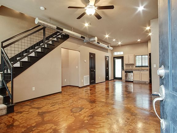 2nd image of 204 Chalmette Dr Unit 4