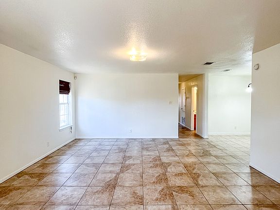 4th image of 2603 Edgefield St #A