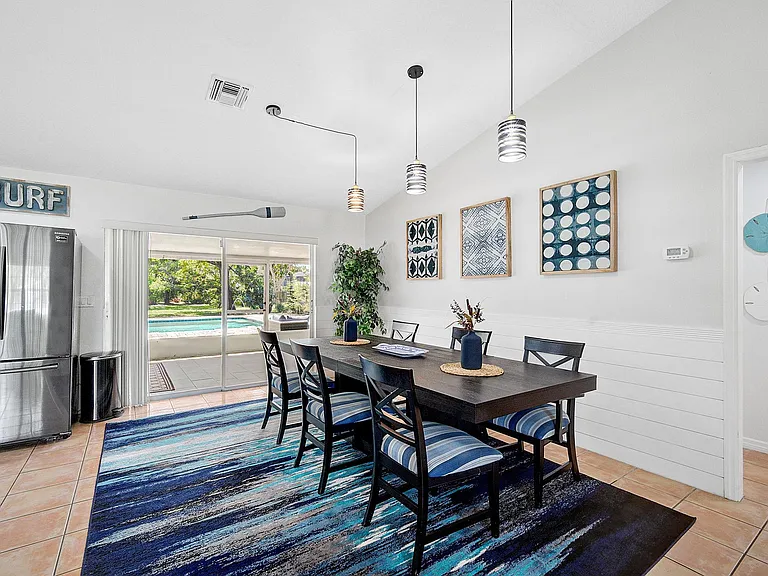2828 Hope St — Photo 10