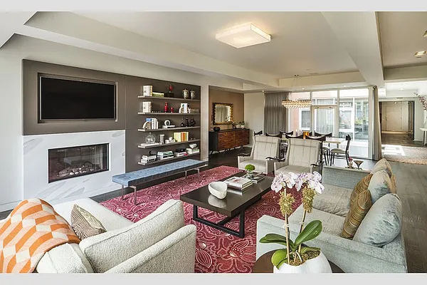 Sold by Stribling | media 8