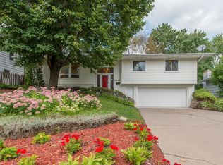 5208 62nd St W, Edina, MN 55436