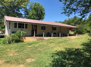 2027 N Fairview Rd, Mammoth Spring, AR 72554