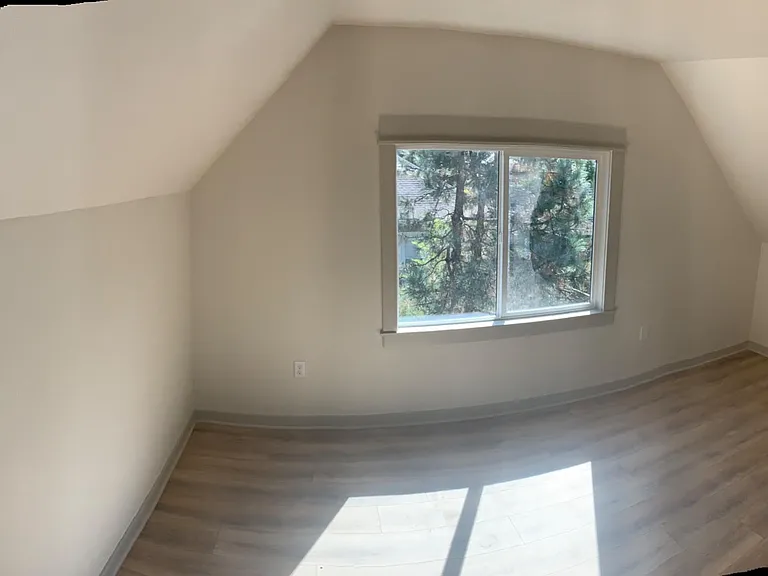 3324 SE Lincoln St #A — Photo 3