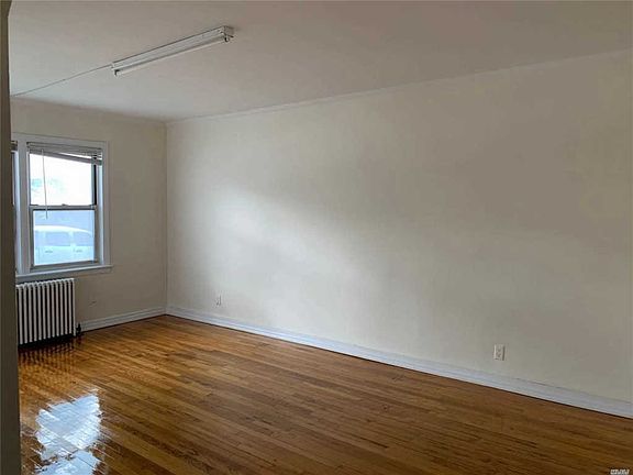 4th image of 43-17 194th St Floor 1