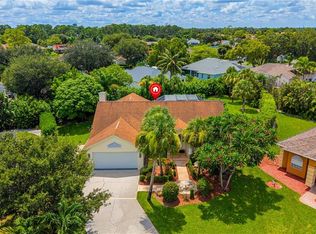 656 Coldstream Ct, Naples, FL 34104